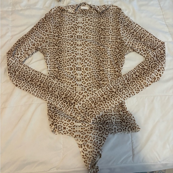 leopard print one piece top! size small but is very stretchy - Picture 1 of 2